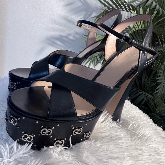 Gucci Black Platform Heels with Logo Accents - Picture 8 of 9